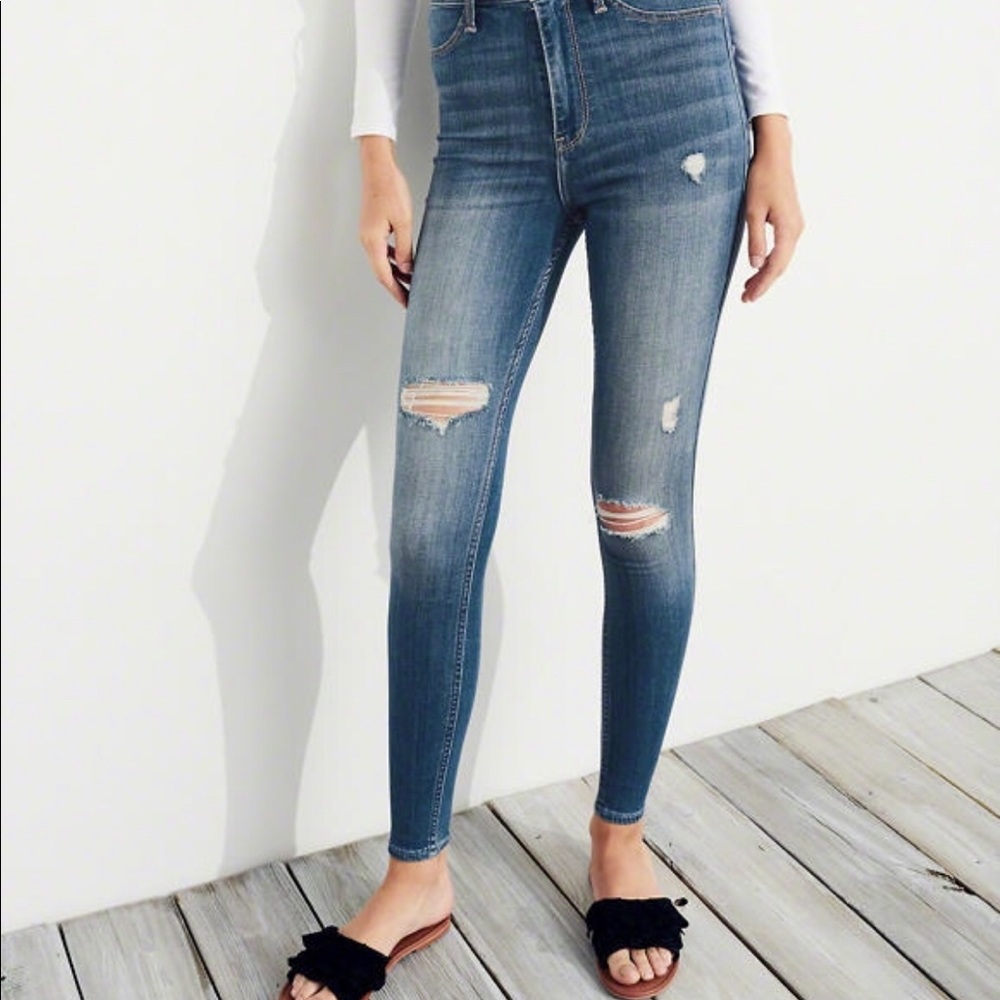hollister high waisted ripped jeans